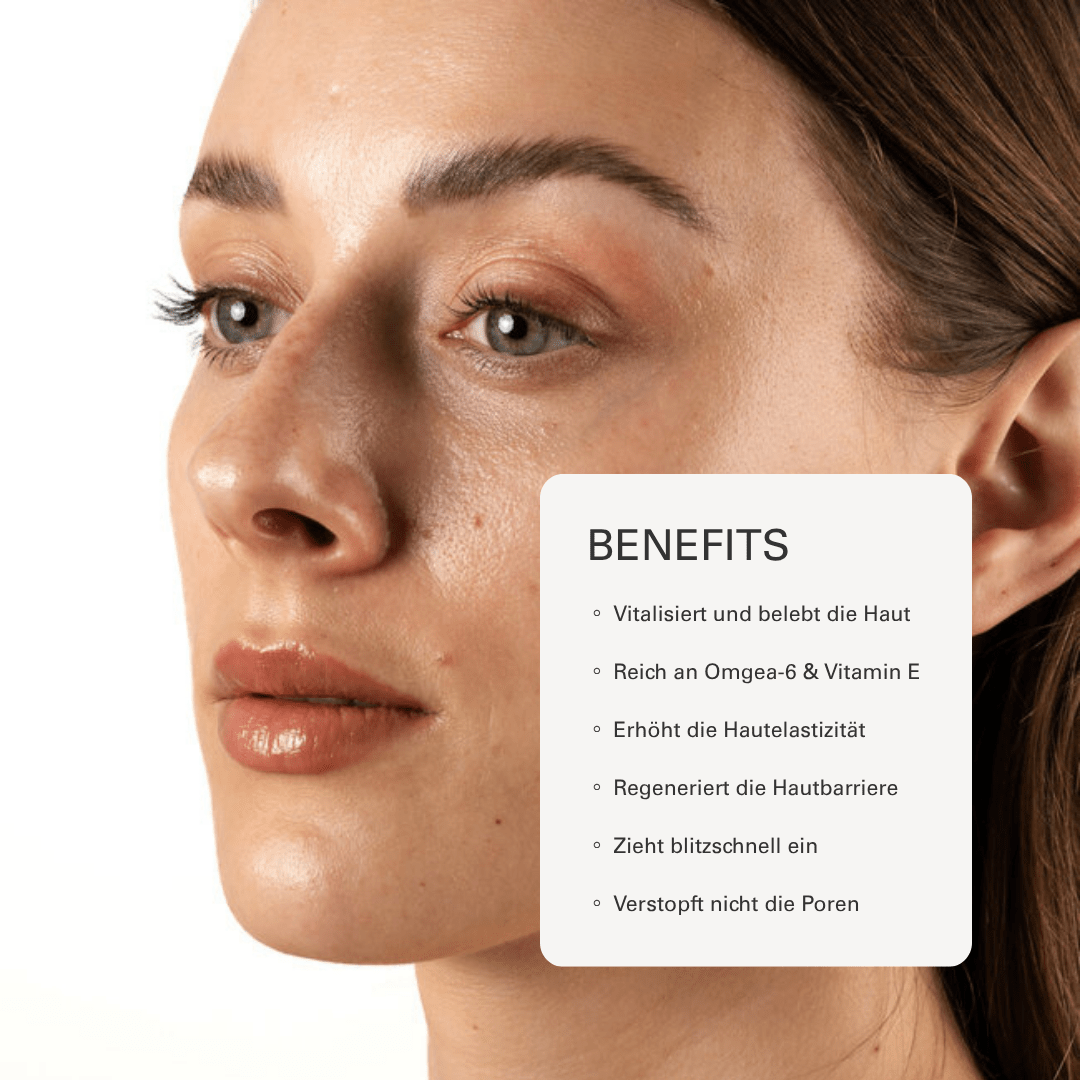 RELAX BODYCARE Körperöl auf Gesichtshaut mit Benefits wie Hautregeneration, Omega-6, Vitamin E und schneller Einziehzeit.